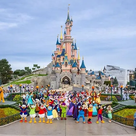 Idealement Situe Proche Disneyland Et Paris Lagny-sur-Marne